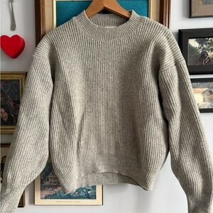 Cozy Gray Ribbed Sweater